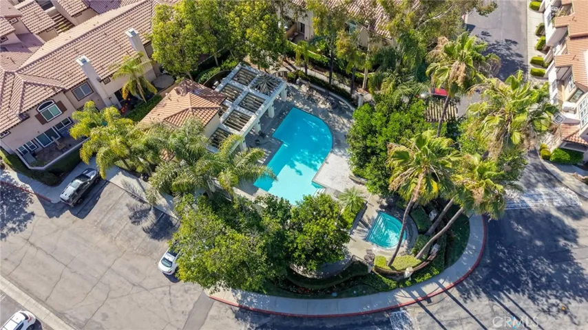 Communit pool