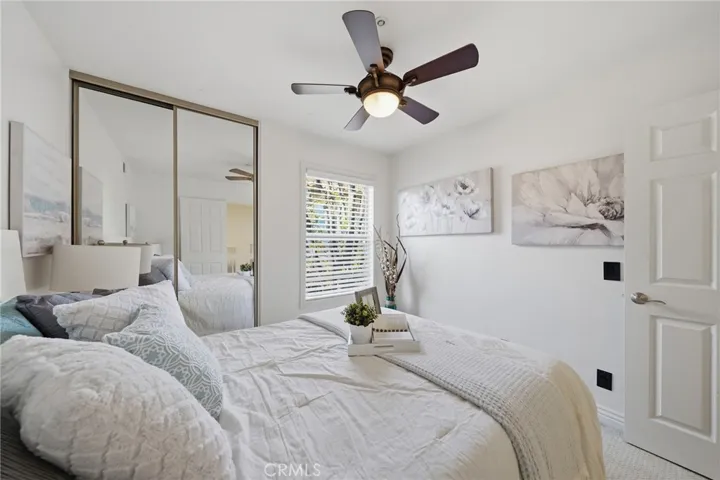 Ceiling fan