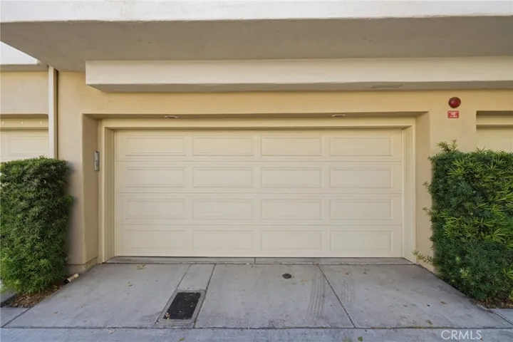 side by side 2 car garage