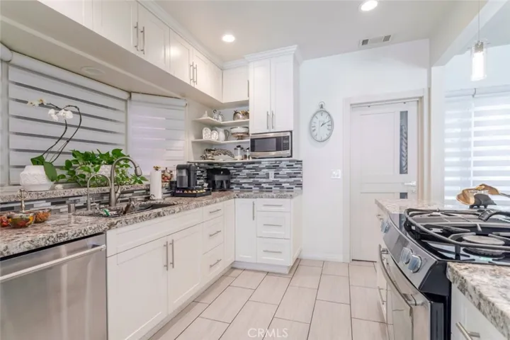 7284 Saint Estaban Street, Tujunga, California 91042