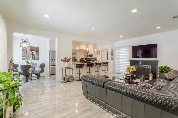 7284 Saint Estaban Street, Tujunga, California 91042