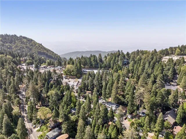 794 Woodland, Crestline, California 92325