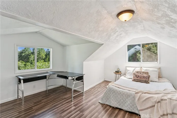 794 Woodland, Crestline, California 92325