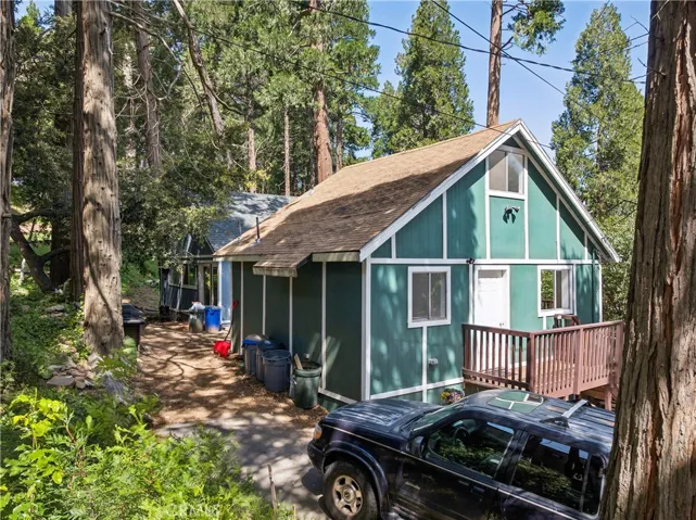 794 Woodland, Crestline, California 92325