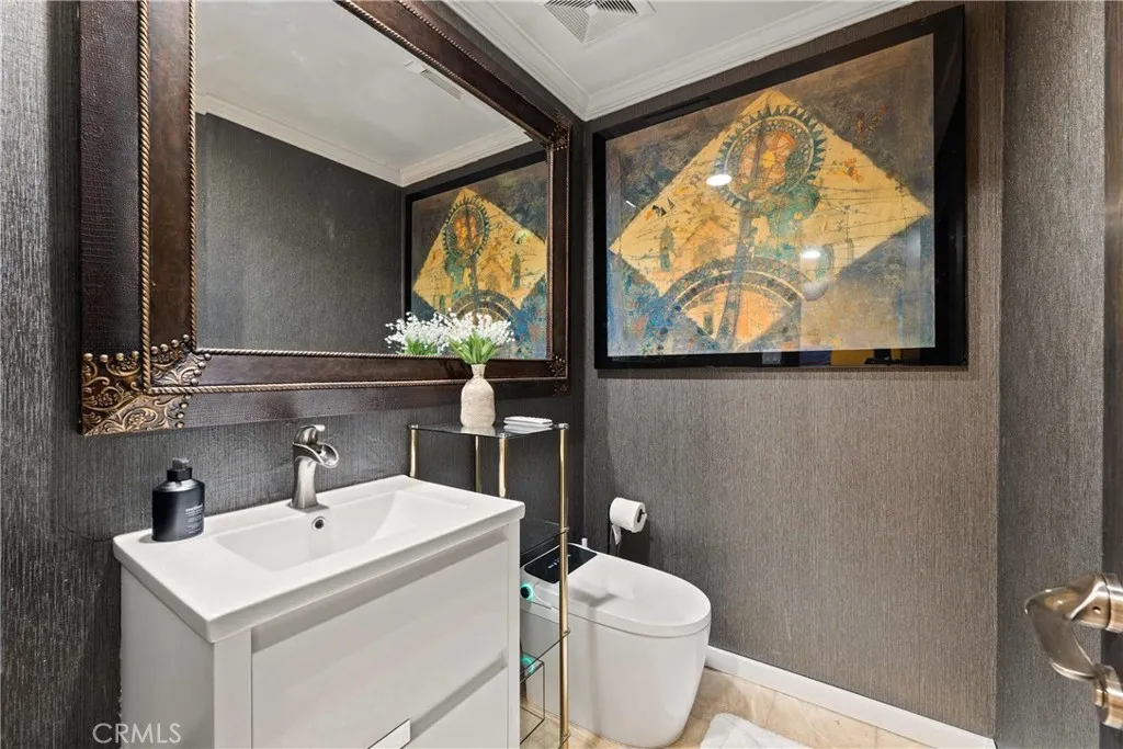 Guests Bathroom #3