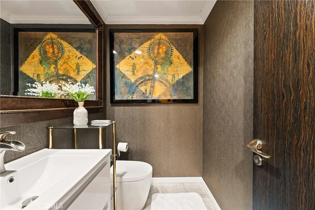 Guests Bathroom #3