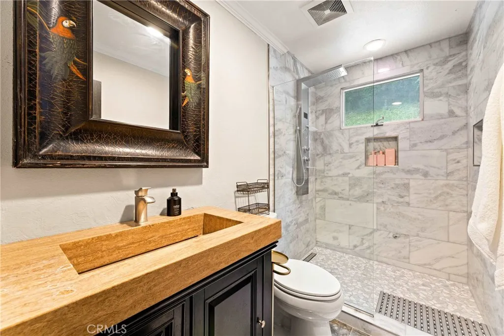 Bathroom #2