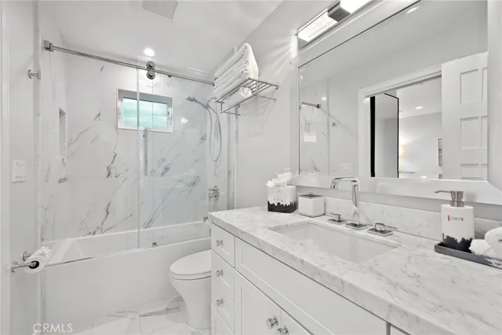 166 Fairview, Laguna Beach, California 92651