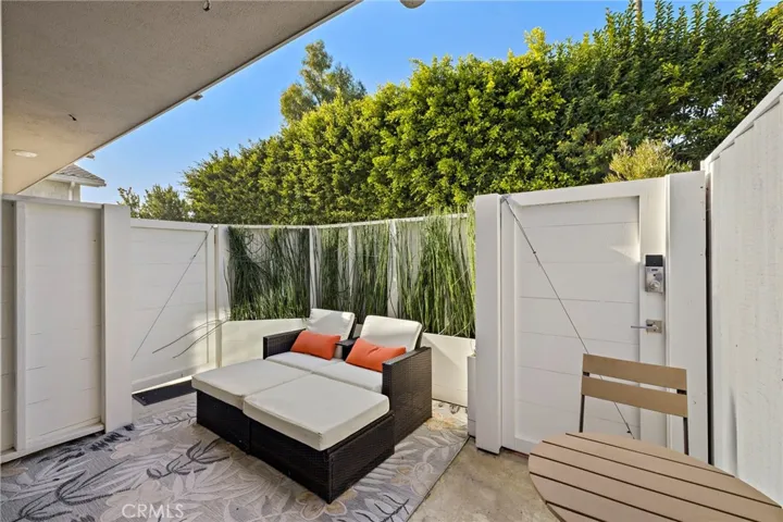 166 Fairview, Laguna Beach, California 92651