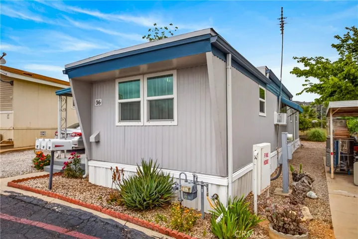35011 Avenue 36, Yucaipa, California 92399