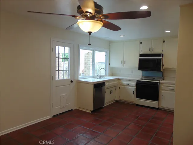 5172 Blairwood, La Palma, California 90623