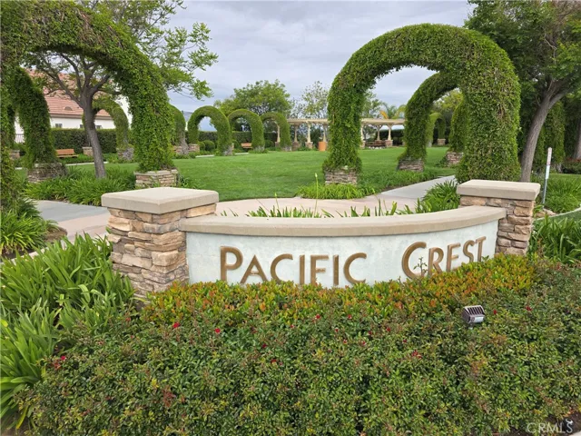 21922 Crestline, Saugus, California 91390