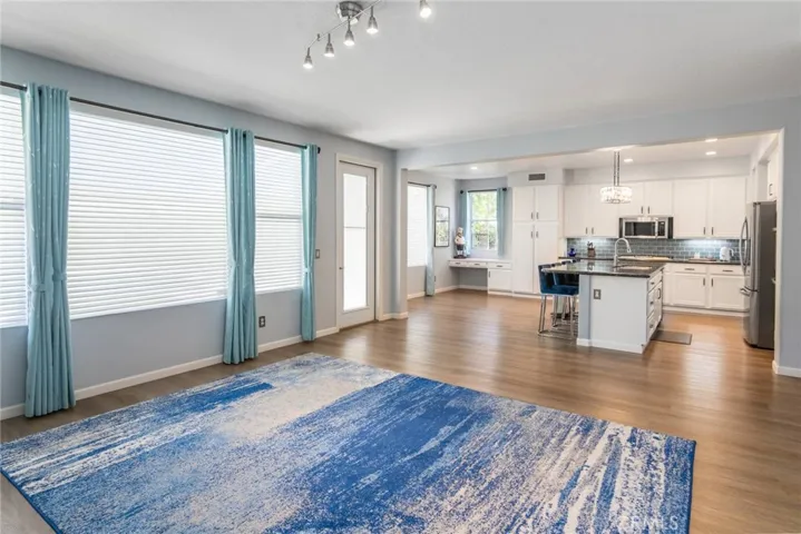 21922 Crestline, Saugus, California 91390