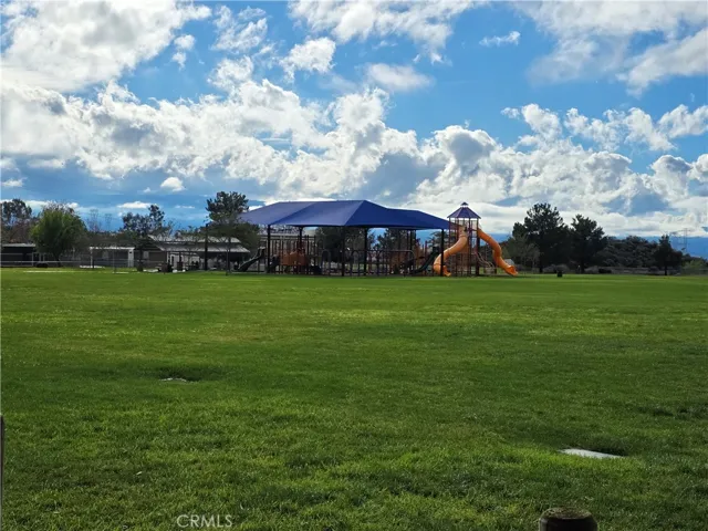 21922 Crestline, Saugus, California 91390