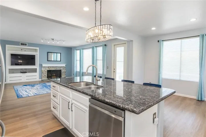 21922 Crestline, Saugus, California 91390