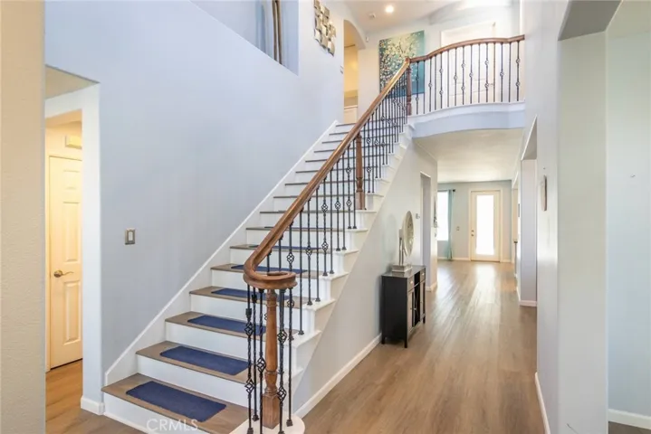21922 Crestline, Saugus, California 91390