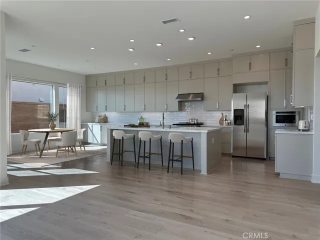 Photos shown are of model only and are virtually staged- not actual homesite.