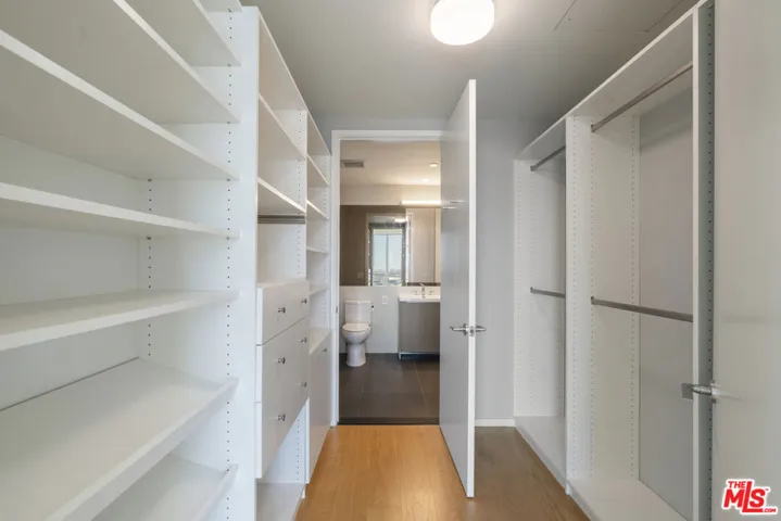 889 Francisco Street 1206, Los Angeles, California 90017