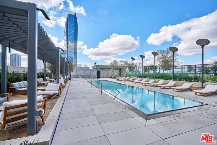 889 Francisco Street 1206, Los Angeles, California 90017