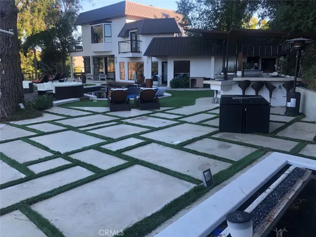9987 Reevesbury, Beverly Hills, California 90210