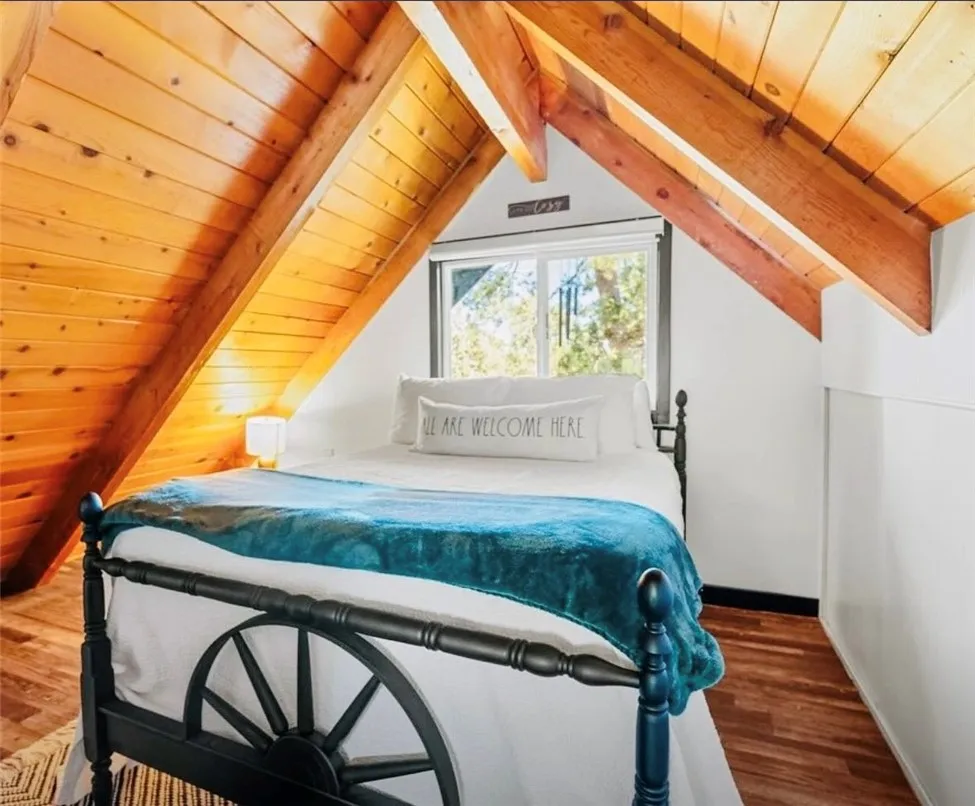 Upstairs Bedroom
