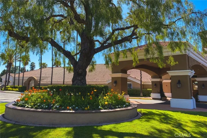 ENTRANCE TO CLUBHOUSE