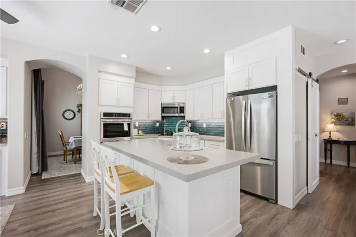 ISLAND KITCHEN TO DINING AREA VIEW