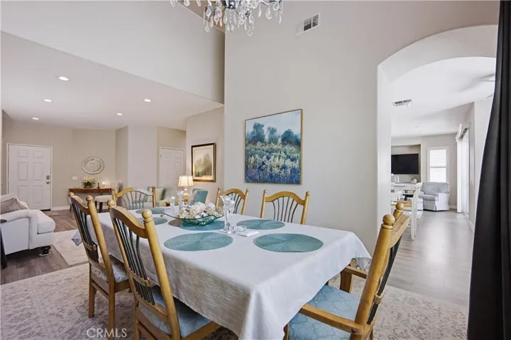 DINING ROOM VIEW