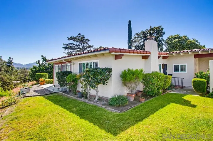 16677 Diaz Dr, San Diego, California 92128