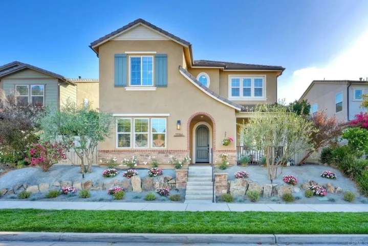 21746 Deer Grass Drive, Escondido, California 92029