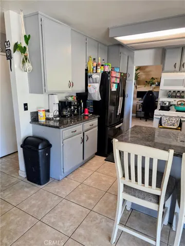 7064 11th Avenue, Hesperia, California 92345