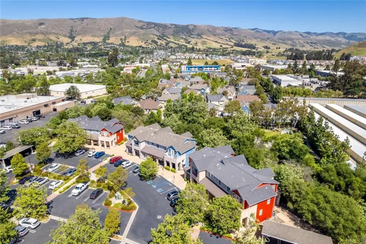 3594 Broad Street 204, San Luis Obispo, California 93401