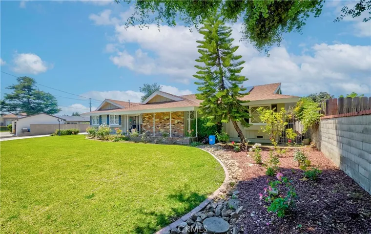 2215 El Monte Avenue, Arcadia, California 91007