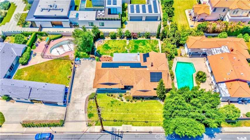 2215 El Monte Avenue, Arcadia, California 91007