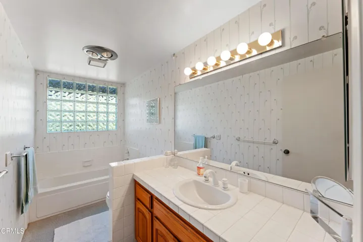 5856 La Cumbre Rd. mls-33