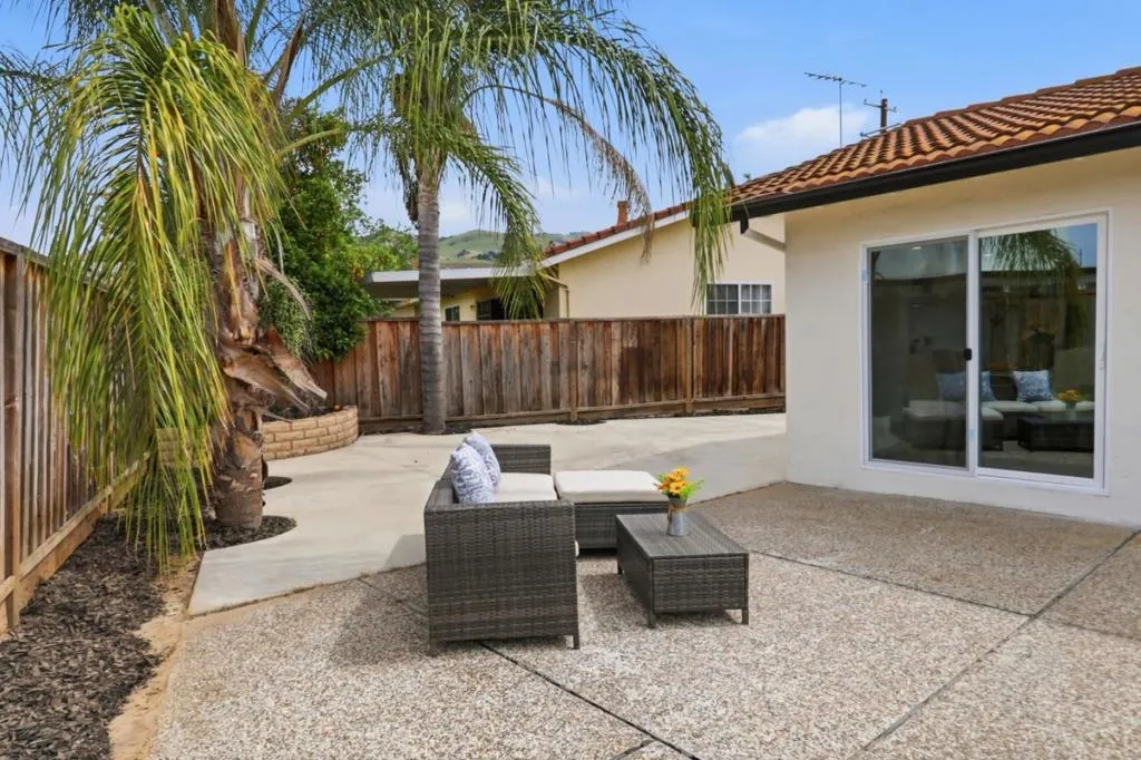 Private Quiet Backyard