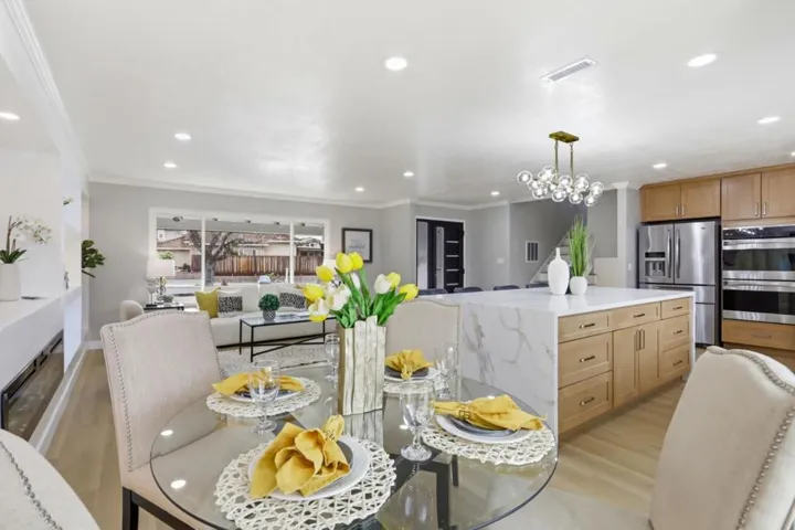 Dining Nook