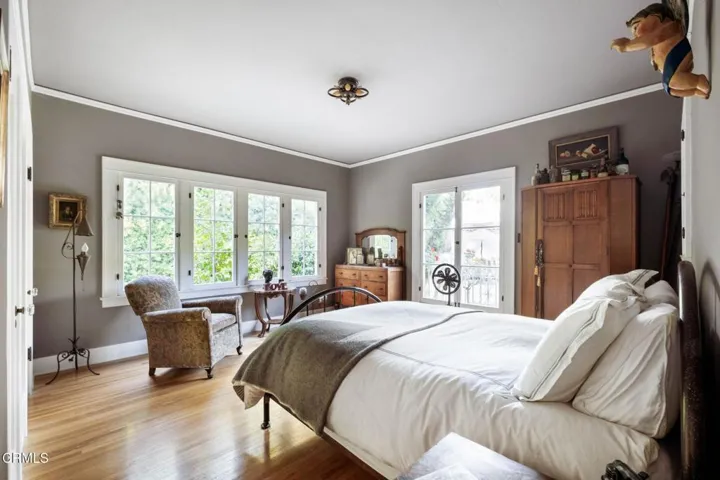 45-web-or-mls-1450-n-michigan-ave