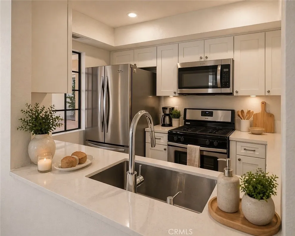 2609 W Cameron Ct