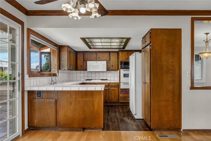 1628 Laraine Circle, San Pedro, California 90732
