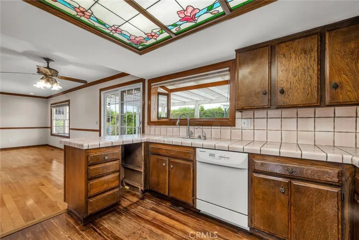 1628 Laraine Circle, San Pedro, California 90732