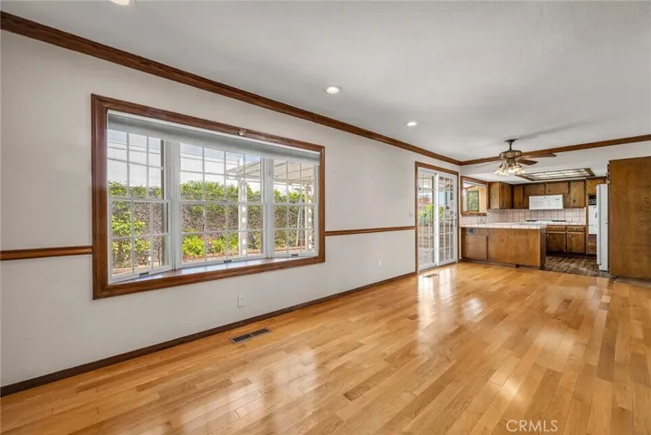 1628 Laraine Circle, San Pedro, California 90732