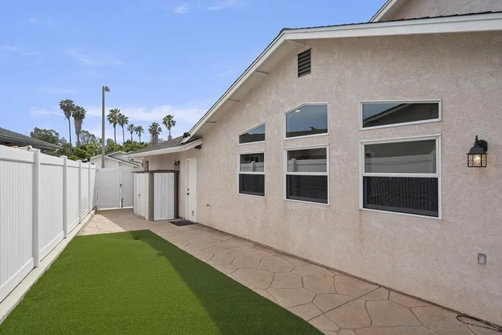 7355 Florey Court, San Diego, California 92122