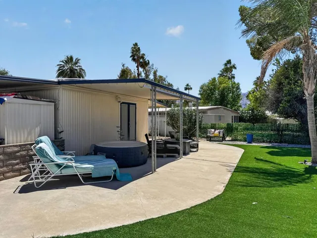26-exterior_backyard_1