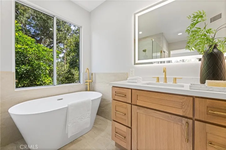 9 Figaro, Irvine, California 92606