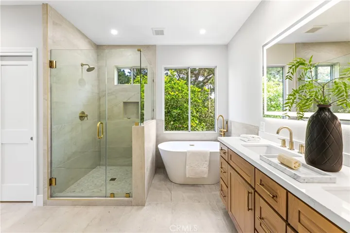 9 Figaro, Irvine, California 92606