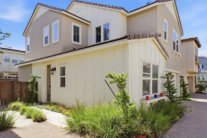 1268 Camino Carmelo, Chula Vista, California 91913
