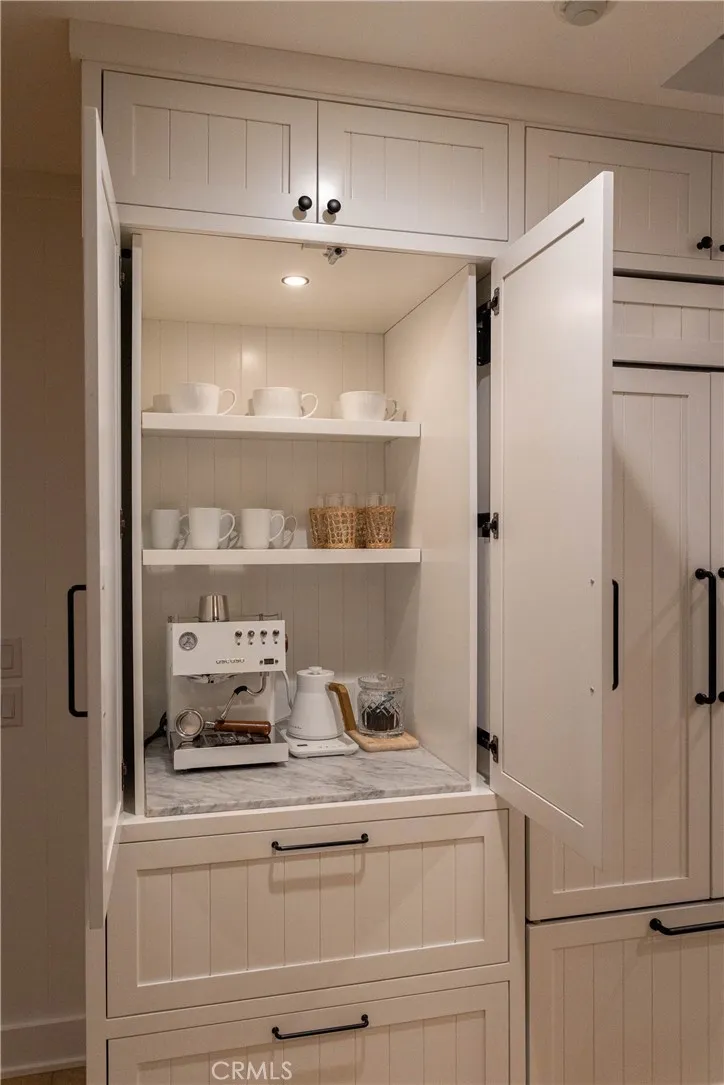 Coffee bar