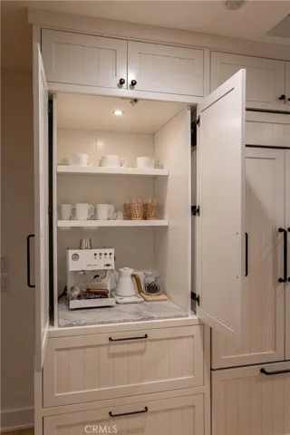 Coffee bar