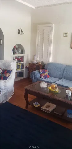 420 S Pearl, Compton, California 90221